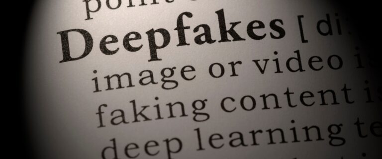 Deepfakes e desinformação: como o clipping ajuda a blindar marcas contra vídeos manipulados